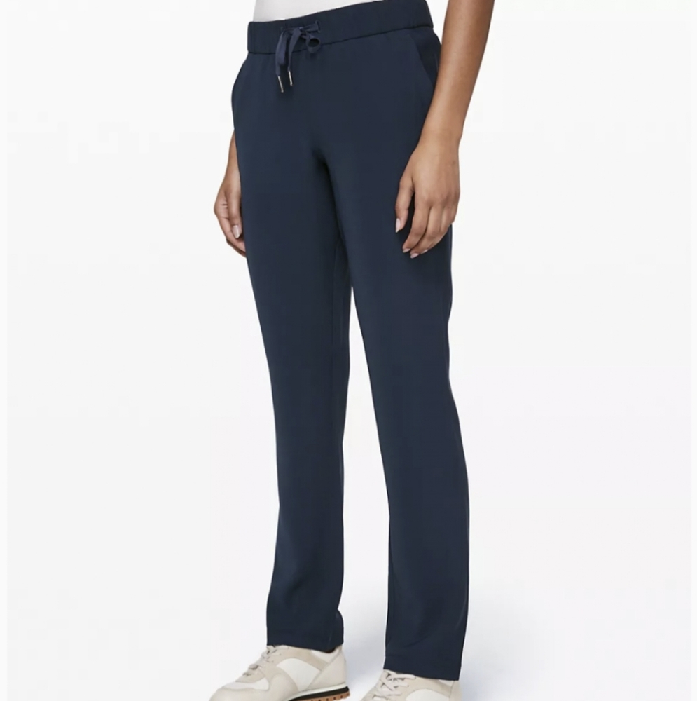 LULULEMON NWT On the Fly Pant Full Length
Woven 4